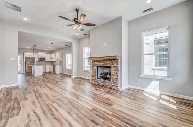 60 UMBLE ST, Oakland, TN 38060