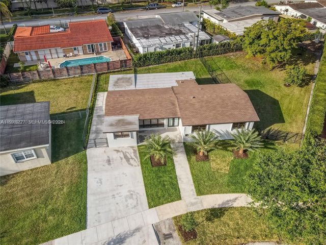 8421 SW 27th Ter, Miami, FL 33155