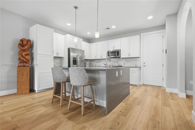 1408 SW 4th Ave, Fort Lauderdale, FL 33315