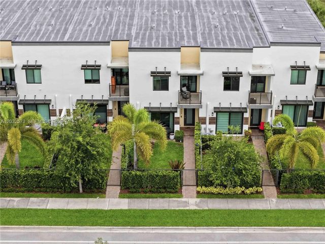 1408 SW 4th Ave, Fort Lauderdale, FL 33315