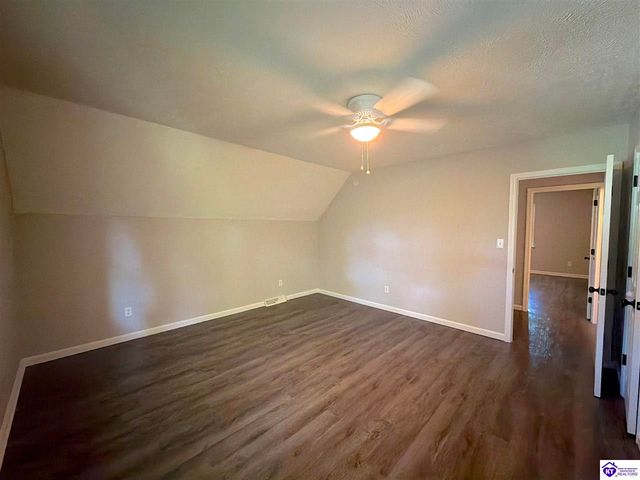 121 Academy Lane, Radcliff, KY 40160