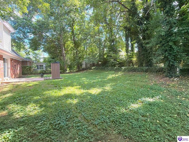 121 Academy Lane, Radcliff, KY 40160