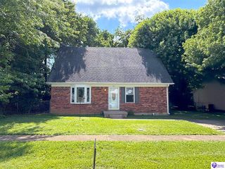 121 Academy Lane, Radcliff, KY 40160