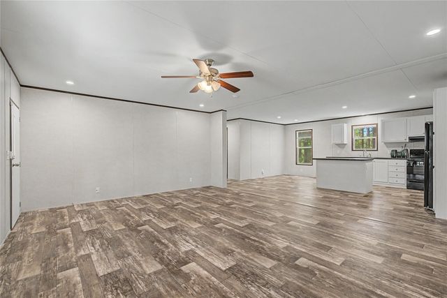 293 Robinson Creek Road A, Huntsville, TX 77340