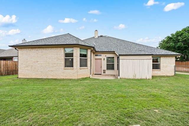 2861 Harvard Court, Fort Worth, TX 76118