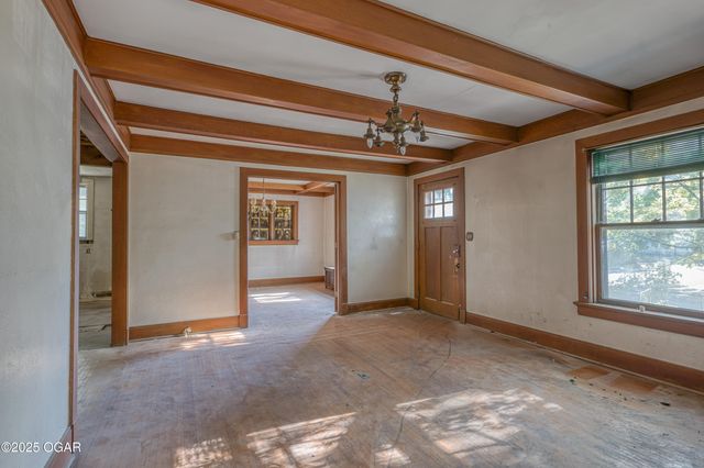 328 N Byers Avenue, Joplin, MO 64801