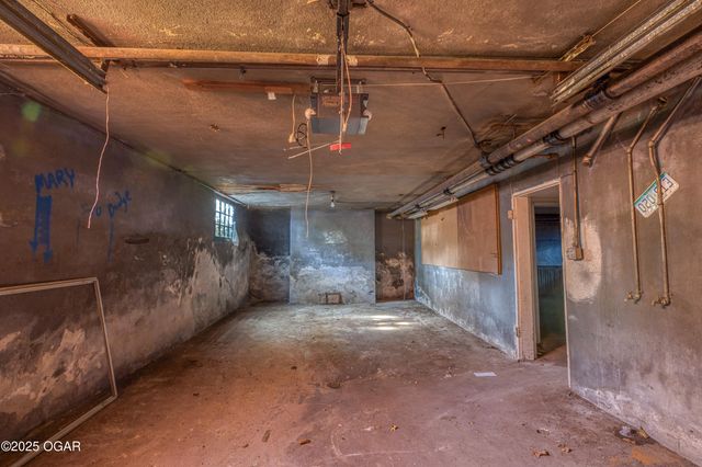 328 N Byers Avenue, Joplin, MO 64801