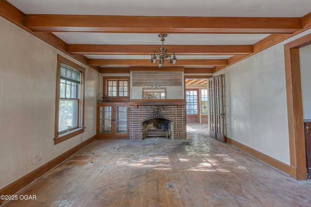 328 N Byers Avenue, Joplin, MO 64801