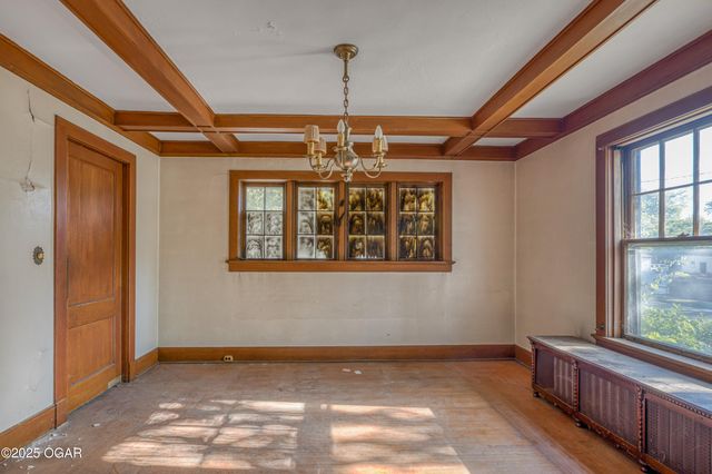 328 N Byers Avenue, Joplin, MO 64801