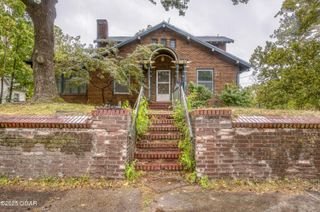 328 N Byers Avenue, Joplin, MO 64801