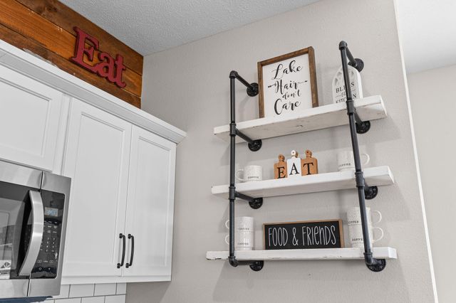 105 Chateau Mountain Drive, Branson, MO 65616