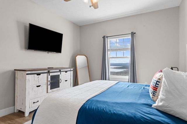 105 Chateau Mountain Drive, Branson, MO 65616