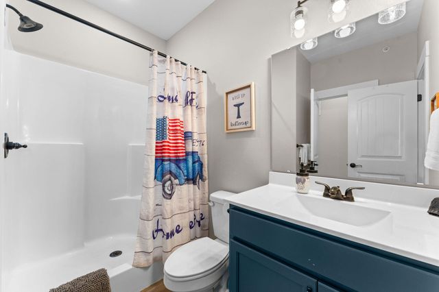 105 Chateau Mountain Drive, Branson, MO 65616