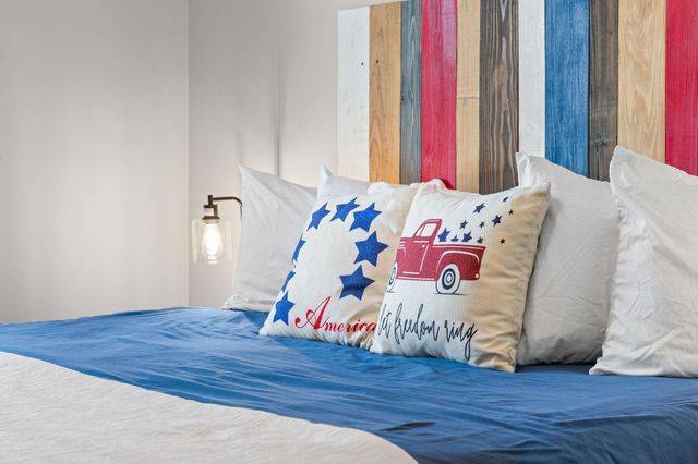 105 Chateau Mountain Drive, Branson, MO 65616