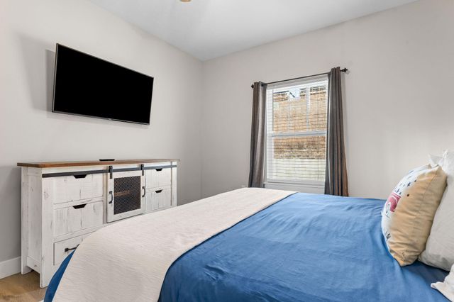 105 Chateau Mountain Drive, Branson, MO 65616