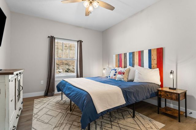 105 Chateau Mountain Drive, Branson, MO 65616