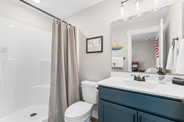 105 Chateau Mountain Drive, Branson, MO 65616