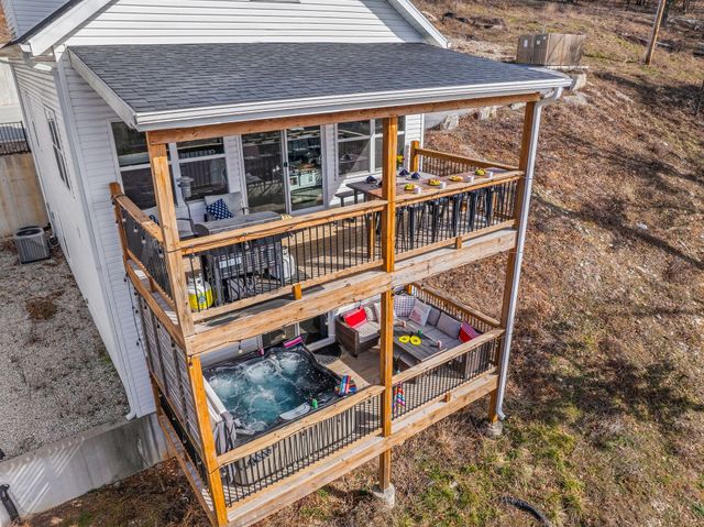 105 Chateau Mountain Drive, Branson, MO 65616