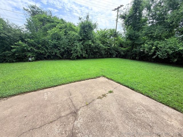 5027 N Utica Place, Tulsa, OK 74130