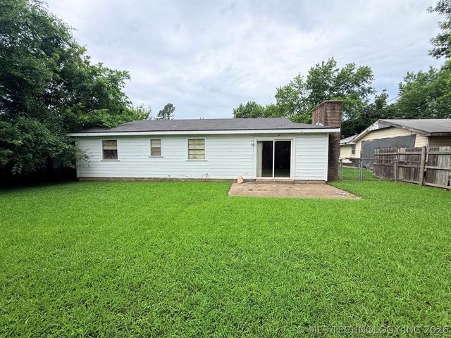 5027 N Utica Place, Tulsa, OK 74130