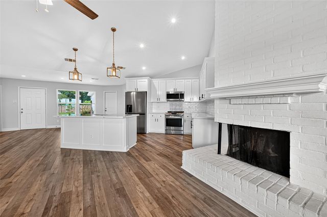 1114 Briarmead Drive, Richmond, TX 77406