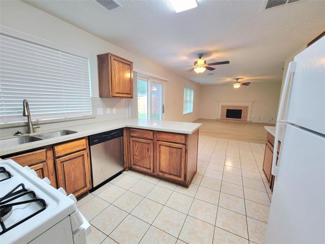 3226 Granite Lake Drive, Missouri City, TX 77459