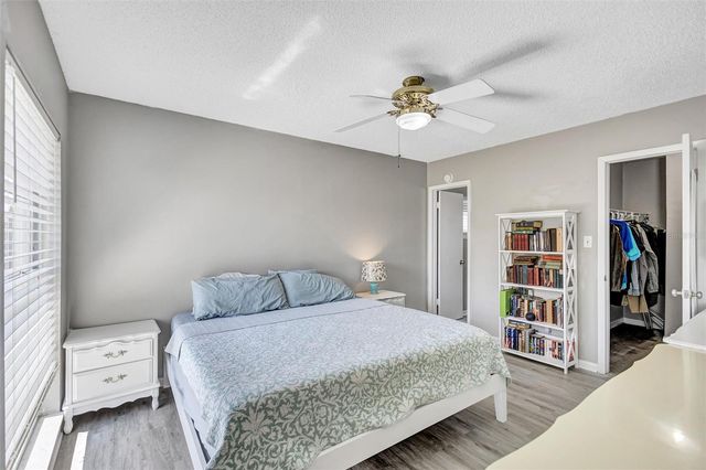 1735 LAKEVIEW VILLAGE DRIVE, Brandon, FL 33510