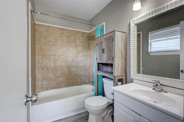 1735 LAKEVIEW VILLAGE DRIVE, Brandon, FL 33510