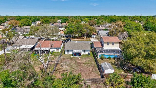 1735 LAKEVIEW VILLAGE DRIVE, Brandon, FL 33510