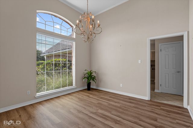 3301 Colonial Drive, Bossier City, LA 71111