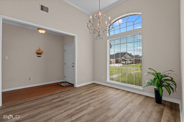 3301 Colonial Drive, Bossier City, LA 71111
