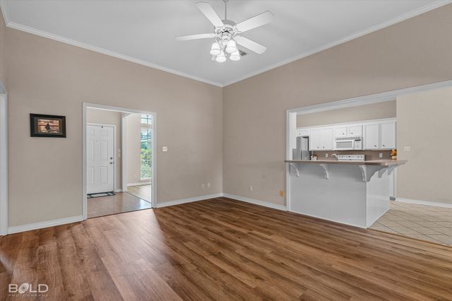 3301 Colonial Drive, Bossier City, LA 71111