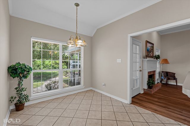 3301 Colonial Drive, Bossier City, LA 71111