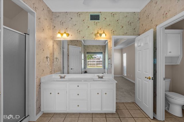 3301 Colonial Drive, Bossier City, LA 71111