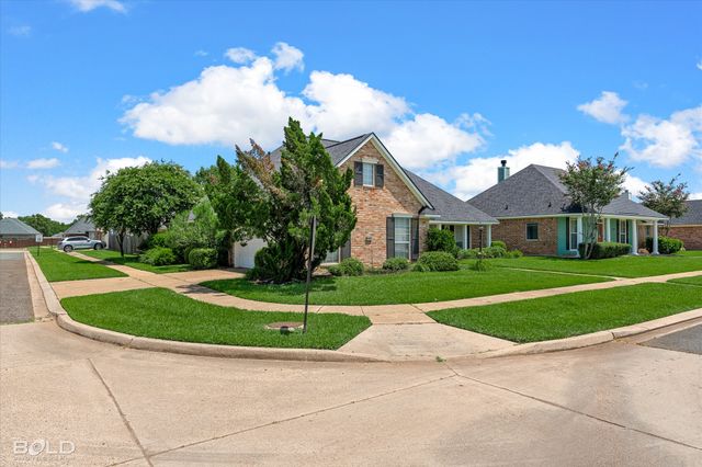 3301 Colonial Drive, Bossier City, LA 71111