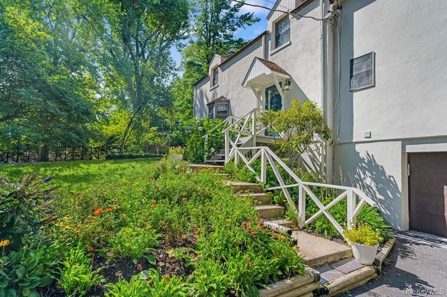 175 Palmer Lane, Thornwood, NY 10594