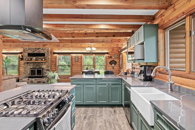 11669 Dellwood Road, Stillwater, MN 55082