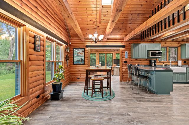 11669 Dellwood Road, Stillwater, MN 55082