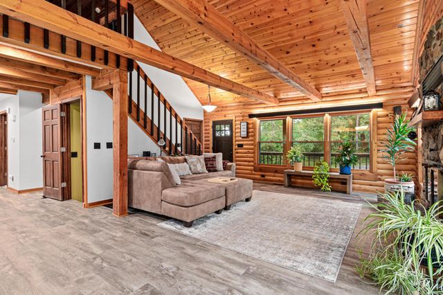 11669 Dellwood Road, Stillwater, MN 55082