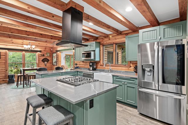 11669 Dellwood Road, Stillwater, MN 55082