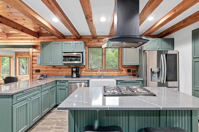 11669 Dellwood Road, Stillwater, MN 55082