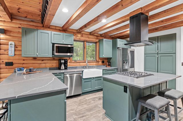11669 Dellwood Road, Stillwater, MN 55082