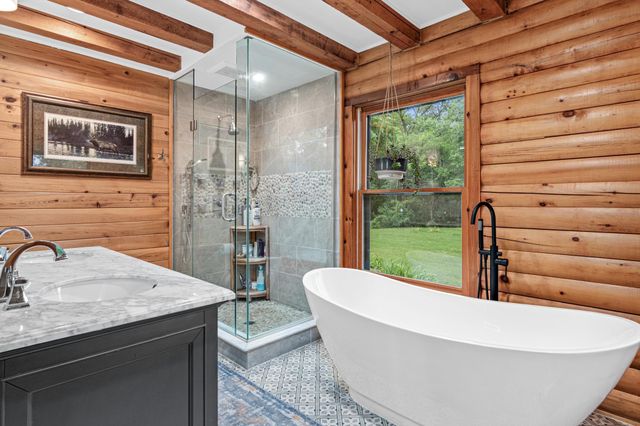 11669 Dellwood Road, Stillwater, MN 55082