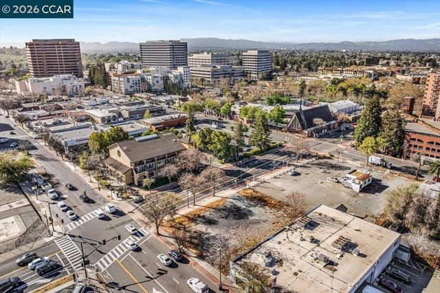 2383 Salvio St, Concord, CA 94520