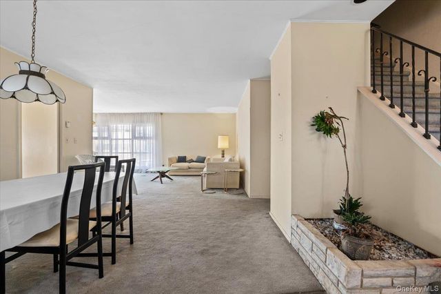 450 Chestnut Lane, East Meadow, NY 11554