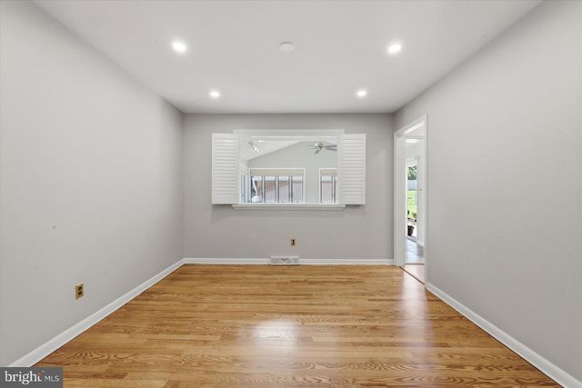 700 SMYRNA AVE, Wilmington, DE 19809