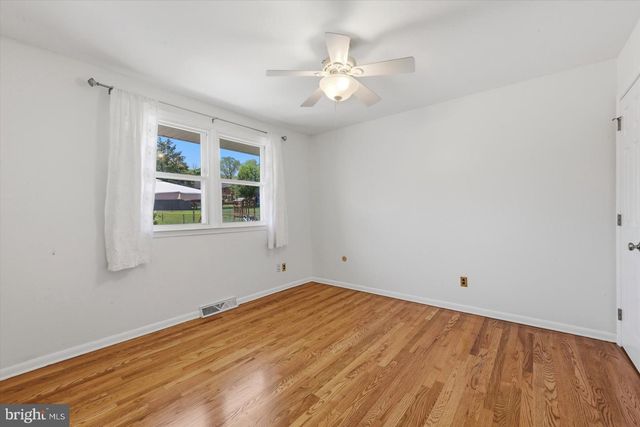 700 SMYRNA AVE, Wilmington, DE 19809