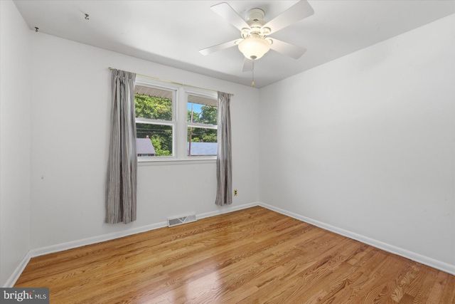 700 SMYRNA AVE, Wilmington, DE 19809