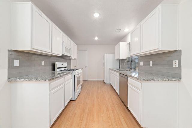 3811 Timber Rail Drive, Humble, TX 77396