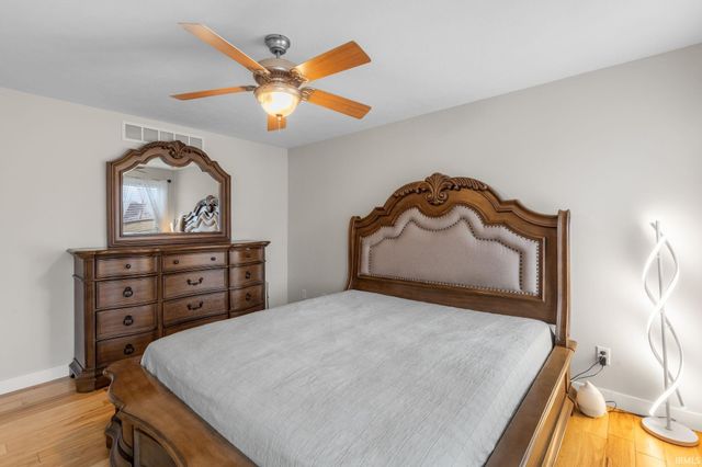 57318 Garnet Lane, Goshen, IN 46528